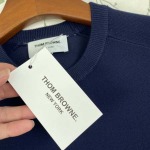 2025年4月21日入荷新作Thom Browneニット半袖 Tシャツ★誕生日プレゼント/結婚祝い/内祝い/贈り物/YI+YI工場M-3XL
