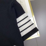 2025年4月21日入荷新作Thom Browneニット半袖 Tシャツ★誕生日プレゼント/結婚祝い/内祝い/贈り物/YI+YI工場M-XXL