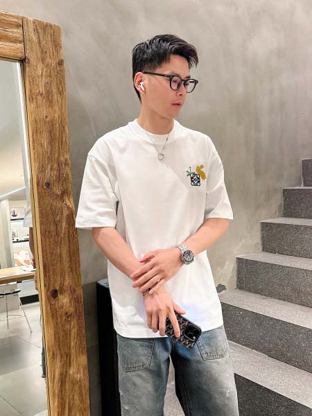 2025年4月21日入荷新作loewe半袖 Tシャツ★誕生日...