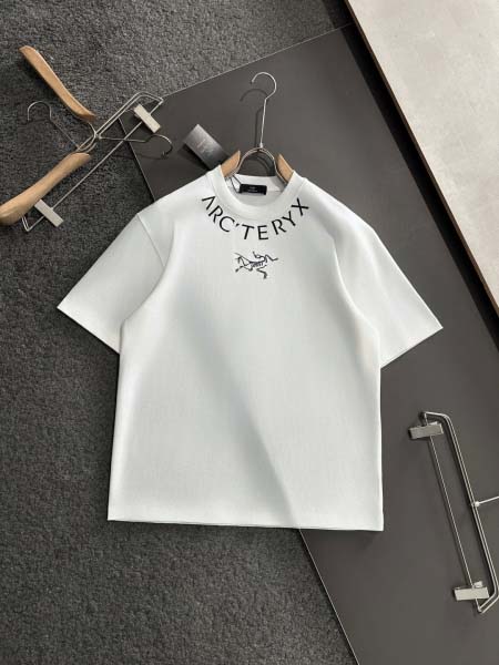 2025年4月21日入荷新作ARCTERYX半袖 Tシャツ★...