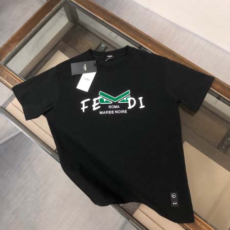 2025年4月22日入荷新作FENDI 半袖 Tシャツ★誕生...