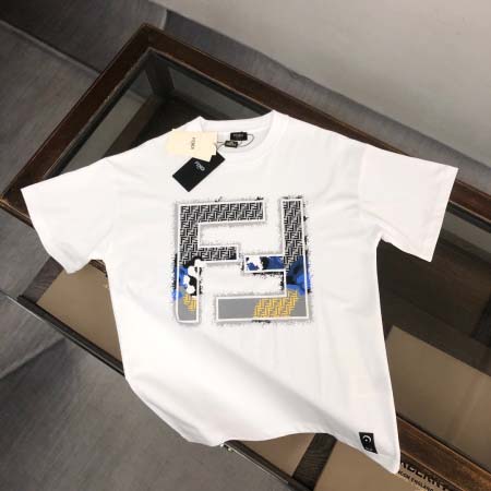 2025年4月22日入荷新作FENDI 半袖 Tシャツ★誕生...