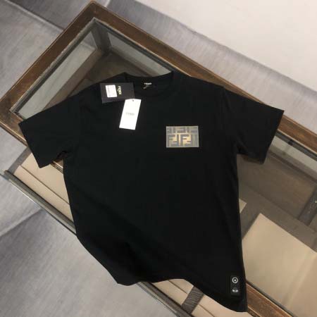 2025年4月22日入荷新作FENDI 半袖 Tシャツ★誕生...