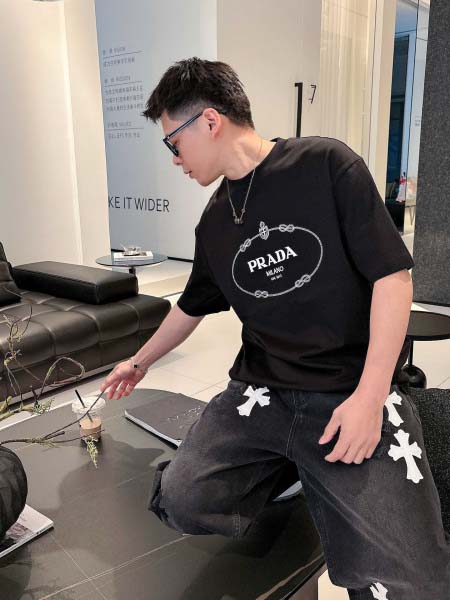 2025年4月22日入荷新作Prada 半袖 Tシャツ★誕生...