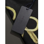 2025年4月22日入荷新作PRADA 半袖 Tシャツ★誕生日プレゼント/ファッションの流行/贈り物/YI+YI工場S-XXL