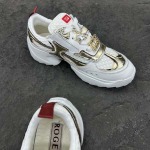 2025年4月22日入荷新品Roger ViVier女性用原版復刻 ブランド靴本革製ギフト/誕生日/CT工場35-41