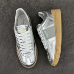 2025年4月22日入荷新品Valentino男女兼用原版復刻 ブランド靴本革製ギフト/誕生日/CT工場35-45