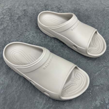 2025年4月22日入荷新品Balenciaga男女兼用原版...