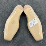 2025年4月23日入荷新品Roger ViVier女性用原版復刻 ブランド靴本革製ギフト/誕生日/CT工場