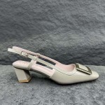 2025年4月23日入荷新品Roger ViVier女性用原版復刻 ブランド靴本革製ギフト/誕生日/CT工場