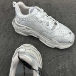 2025年4月23日入荷新品Balenciaga男女兼用原版復刻 ブランド靴本革製ギフト/誕生日/CT工場