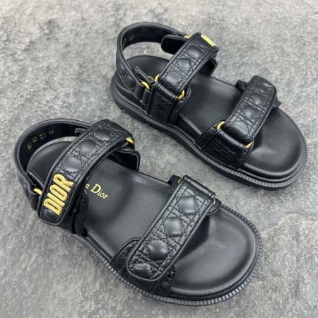 2025年4月23日入荷新品Dior女性用原版復刻 ブランド...