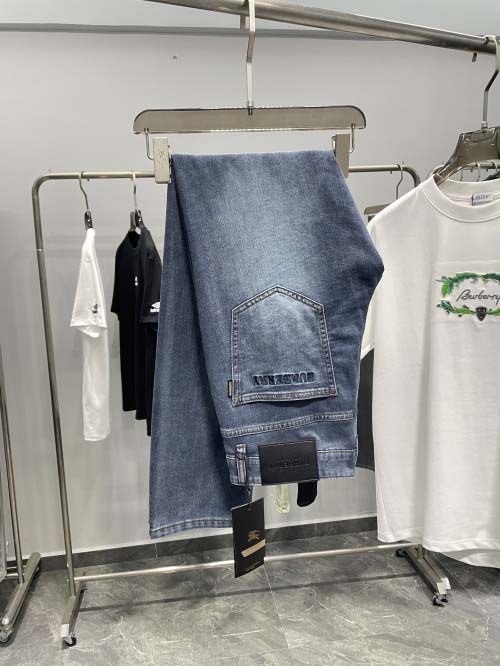 2025年4月23日入荷新作burberryジーパン 原版复...