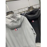 2025年4月23日入荷新作春秋Thom Browneジャケット 原版复刻高級品超厳選★入手困難/誕生日プレゼント/yinx工場