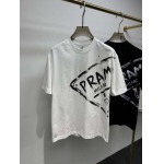 2025年4月23日入荷新作PRADA半袖Tシャツ 原版复刻高級品超厳選★入手困難/誕生日プレゼント/yinx工場