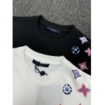 2025年4月24日入荷新作Louis Vuitton半袖Tシャツ 原版复刻高級品香港の会社超厳選★入手困難/誕生日プレゼント/yinx工場M-3XL