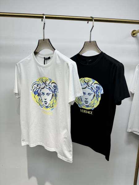 2025年4月24日入荷新作Versace半袖Tシャツ 原版...