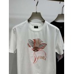 2025年4月24日入荷新作FENDI半袖Tシャツ 原版复刻高級品香港の会社超厳選★入手困難/誕生日プレゼント/yinx工場M-XXXL