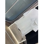 2025年4月24日入荷新作LOEWE半袖Tシャツ 原版复刻高級品香港の会社超厳選★入手困難/誕生日プレゼント/yinx工場M-3XL