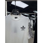 2025年4月25日入荷新作FENDI半袖Tシャツ 原版复刻高級品香港の会社超厳選★入手困難/誕生日プレゼント/yinx工場