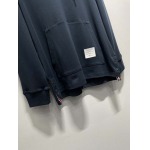 2025年4月25日入荷新作Thom Browneパーカー 原版复刻高級品香港の会社超厳選★入手困難/誕生日プレゼント/yinx工場