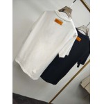 2025年4月25日入荷新作Louis Vuitton半袖Tシャツ 原版复刻高級品香港の会社超厳選★入手困難/誕生日プレゼント/yinx工場