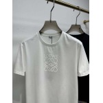 2025年4月25日入荷新作LOEWE半袖Tシャツ 原版复刻高級品香港の会社超厳選★入手困難/誕生日プレゼント/yinx工場