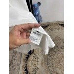 2025年4月25日入荷新作Prada半袖Tシャツ 原版复刻高級品香港の会社超厳選★入手困難/誕生日プレゼント/yinx工場