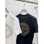 2025年4月25日入荷新作Versace半袖Tシャツ 原版复刻高級品香港の会社超厳選★入手困難/誕生日プレゼント/yinx工場
