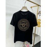 2025年4月25日入荷新作Versace半袖Tシャツ 原版复刻高級品香港の会社超厳選★入手困難/誕生日プレゼント/yinx工場
