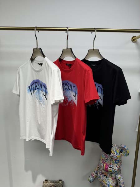 2025年4月25日入荷新作Versace半袖Tシャツ 原版...