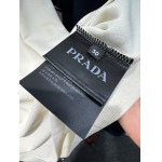 2025年4月25日入荷新作Prada半袖ポロシャツ 原版复刻高級品香港の会社超厳選★入手困難/誕生日プレゼント/yinx工場