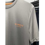 2025年4月25日入荷新作HERMES半袖Tシャツ 原版复刻高級品香港の会社超厳選★入手困難/誕生日プレゼント/yinx工場