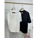 2025年4月26日入荷新作Louis Vuitton半袖Tシャツ 原版复刻高級品香港の会社超厳選★入手困難/誕生日プレゼント/yinx工場