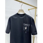 2025年4月26日入荷新作PRADA半袖Tシャツ 原版复刻高級品香港の会社超厳選★入手困難/誕生日プレゼント/yinx工場