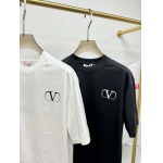 2025年4月26日入荷新作VALENTINO半袖Tシャツ 原版复刻高級品香港の会社超厳選★入手困難/誕生日プレゼント/yinx工場