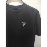 2025年4月26日入荷新作PRADA半袖Tシャツ 原版复刻高級品香港の会社超厳選★入手困難/誕生日プレゼント/yinx工場