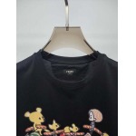 2025年4月26日入荷新作FENDI半袖Tシャツ 原版复刻高級品香港の会社超厳選★入手困難/誕生日プレゼント/yinx工場