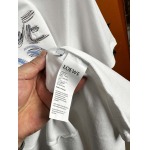 2025年4月26日入荷新作LOEWE半袖Tシャツ 原版复刻高級品香港の会社超厳選★入手困難/誕生日プレゼント/yinx工場