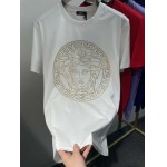 2025年4月26日入荷新作Versace半袖Tシャツ 原版复刻高級品香港の会社超厳選★入手困難/誕生日プレゼント/yinx工場