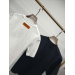 2025年4月26日入荷新作Louis Vuitton半袖Tシャツ 原版复刻高級品香港の会社超厳選★入手困難/誕生日プレゼント/yinx工場