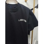 2025年4月26日入荷新作Louis Vuitton半袖Tシャツ 原版复刻高級品香港の会社超厳選★入手困難/誕生日プレゼント/yinx工場