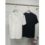 2025年4月26日入荷新作Burberry半袖Tシャツ 原版复刻高級品香港の会社超厳選★入手困難/誕生日プレゼント/yinx工場