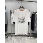 2025年4月26日入荷新作HERMES半袖Tシャツ 原版复刻高級品香港の会社超厳選★入手困難/誕生日プレゼント/yinx工場