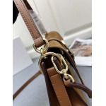 2025年4月27日入荷新作  FURLA型番H02010  SIZE:26.5X8X18CM  /XX工場