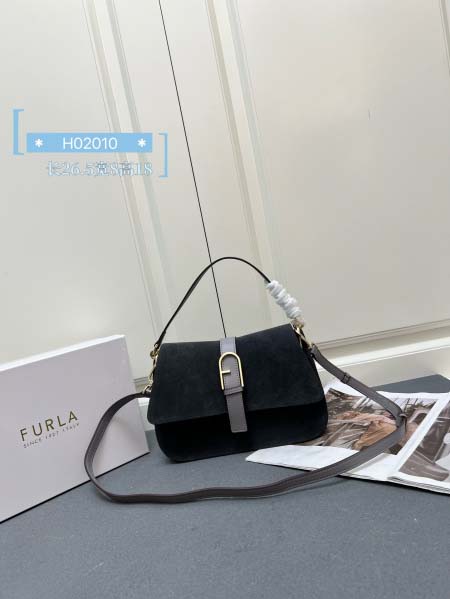 2025年4月27日入荷新作  FURLA型番H02010 ...