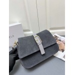 2025年4月27日入荷新作  FURLA型番H02010  SIZE:26.5X8X18CM  /XX工場