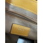 2025年4月27日入荷新作LURLA新品  H02091 SIZE:25*17*9CM  /XX工場