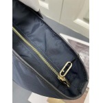 2025年4月27日入荷新作 FURLA新品  ハンドバッグ  型番：H08870  SIZE:48X42X20CM  /XX工場