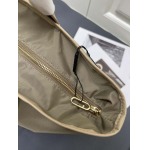 2025年4月27日入荷新作 FURLA新品  ハンドバッグ  型番：H08870  SIZE:48X42X20CM  /XX工場